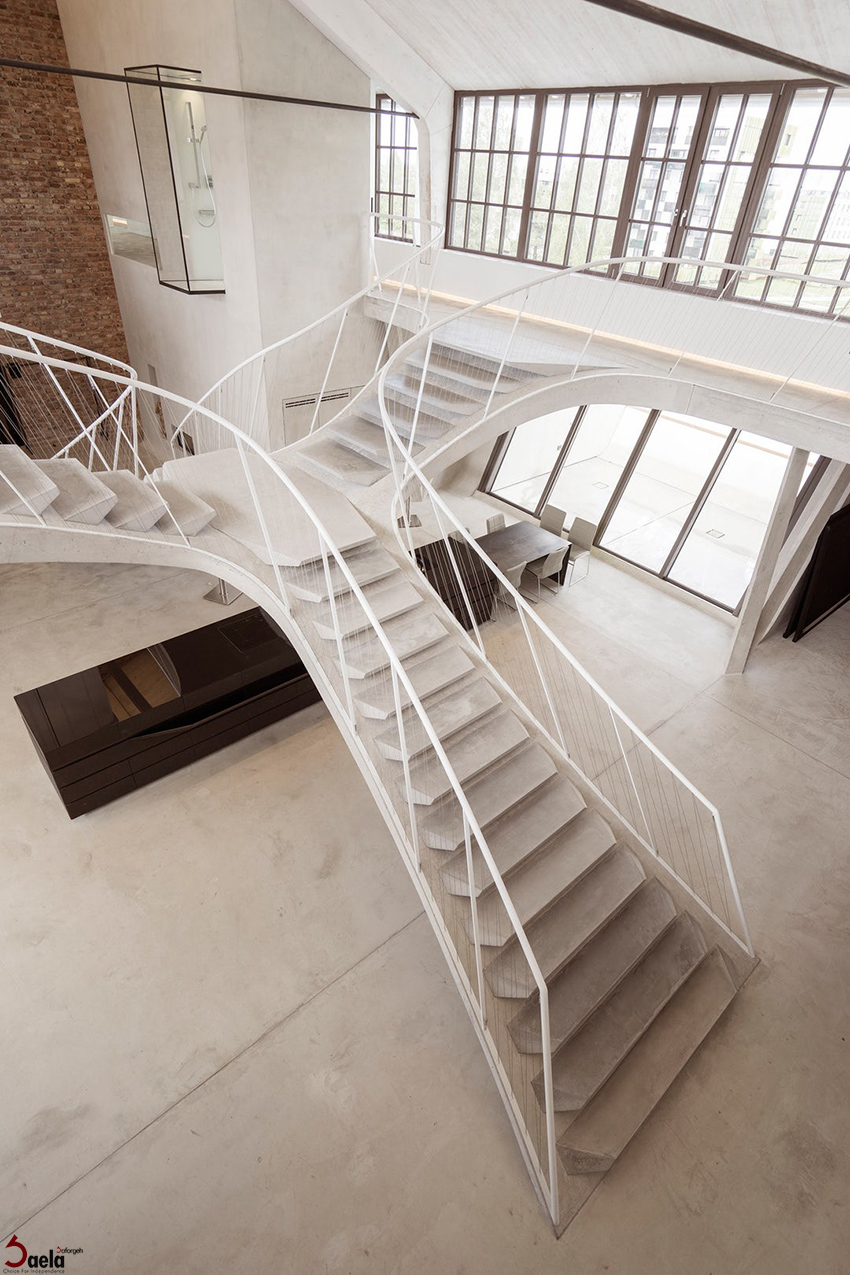 راه پله بتنی - فرفورژه