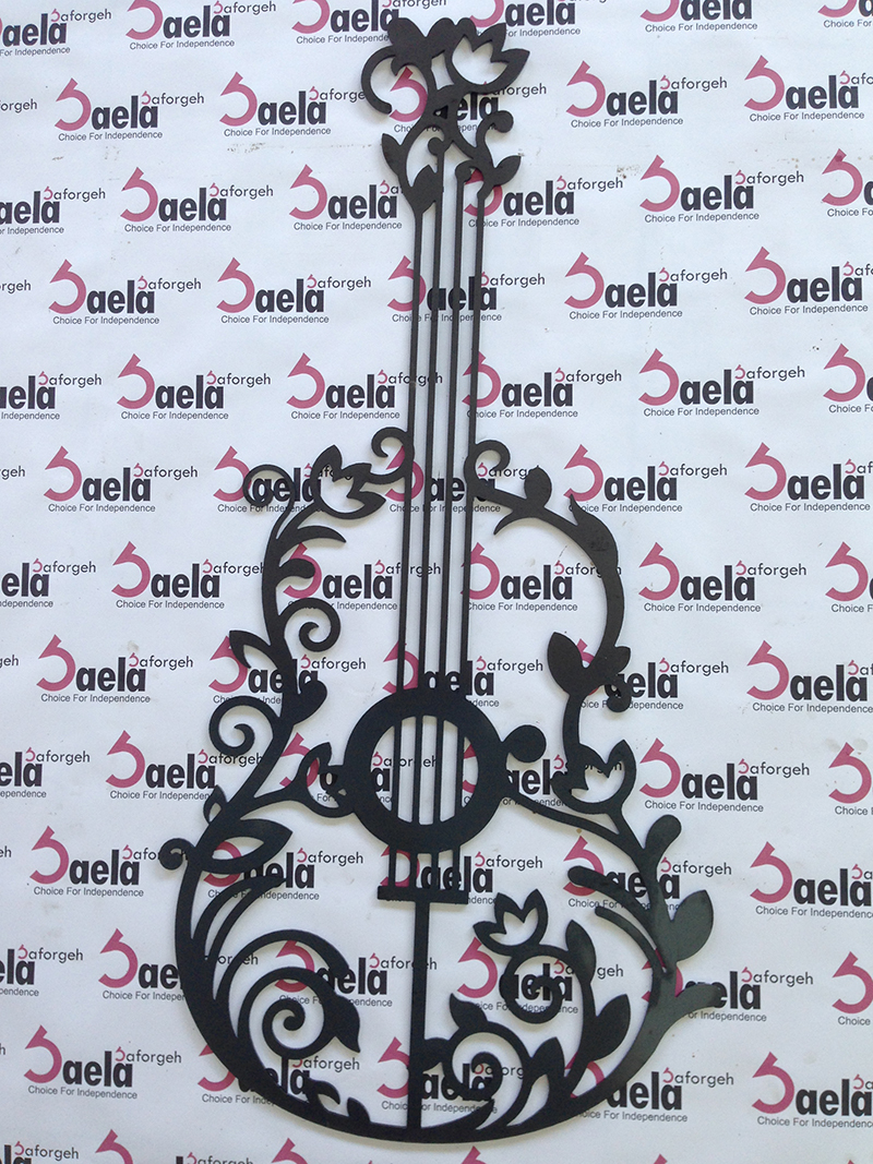 گل نرده گیتار