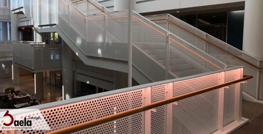 تفاوت نرده فرفورژه با چوبی