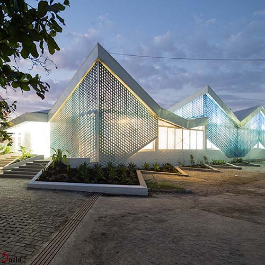 طراحی بیمارستان با نمای فرفورژه