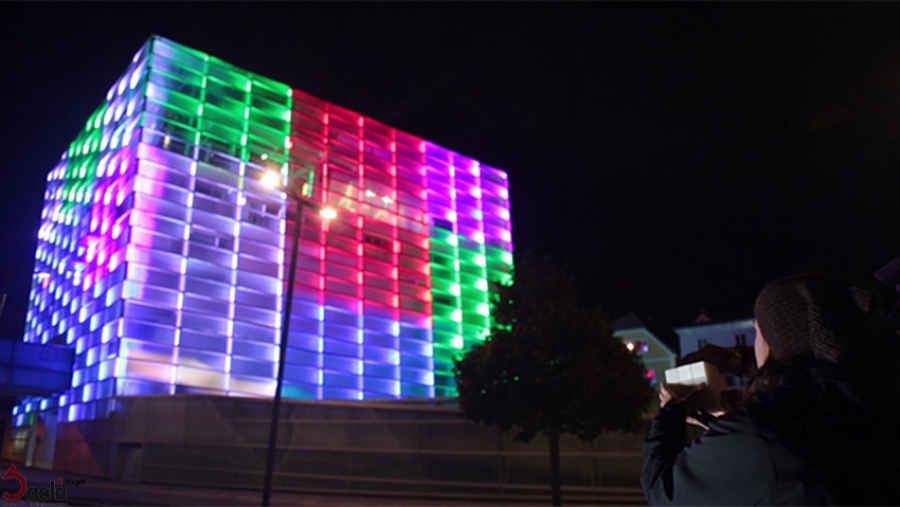 نمای ساختمان با قابلیت حل مکعب روبیک